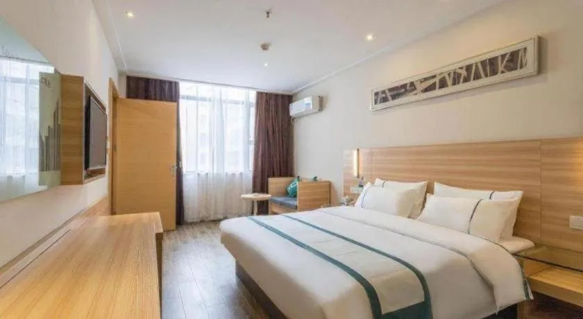 Bed in City Comfort Inn Ezhou Wenxing Avenue Central Hospital