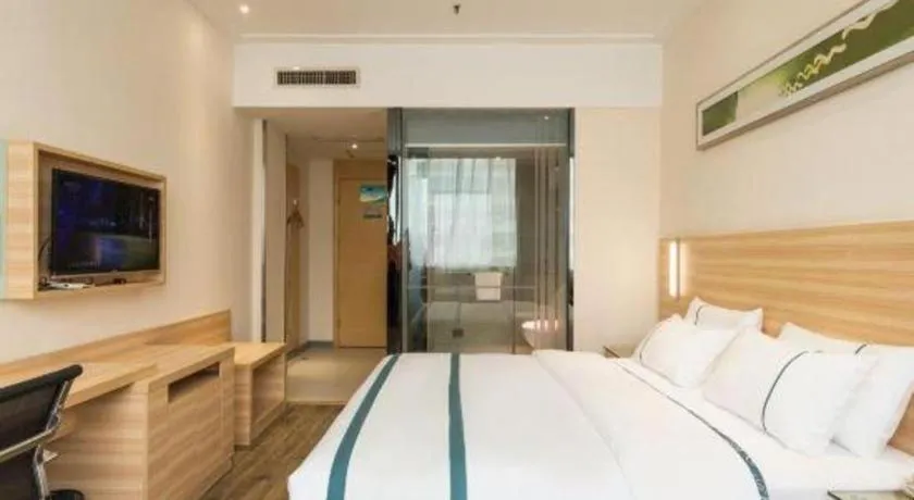 Bed in City Comfort Inn Ezhou Wenxing Avenue Central Hospital