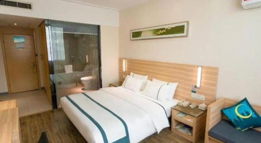 Bed in City Comfort Inn Ezhou Wenxing Avenue Central Hospital