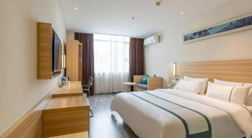 Bed in City Comfort Inn Ezhou Wenxing Avenue Central Hospital
