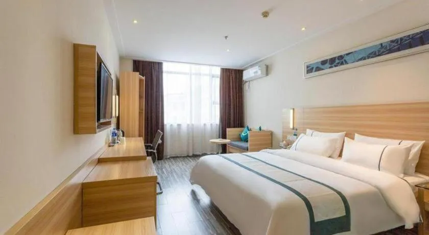 Bed in City Comfort Inn Ezhou Wenxing Avenue Central Hospital