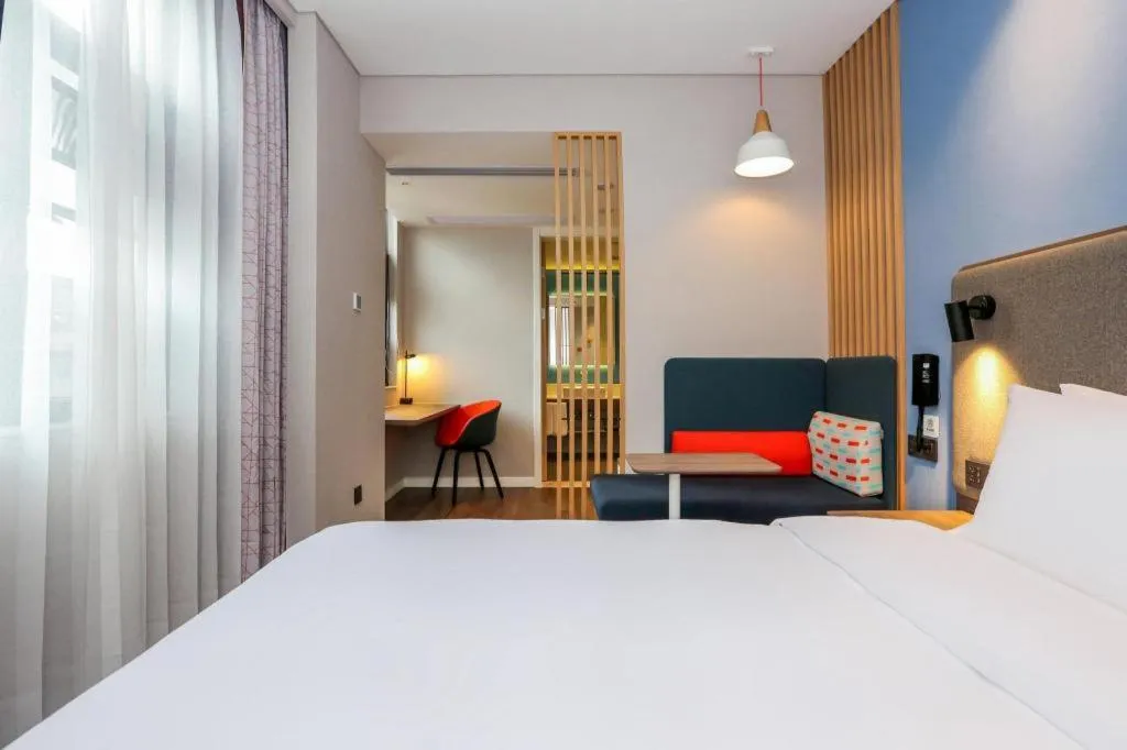 Bed in Holiday Inn Express Jingdezhen City Center By IHG