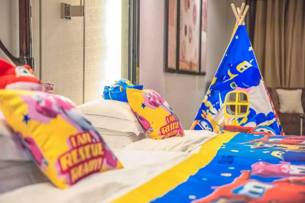 Bed in Country Garden Phoenix Hotel Jurong