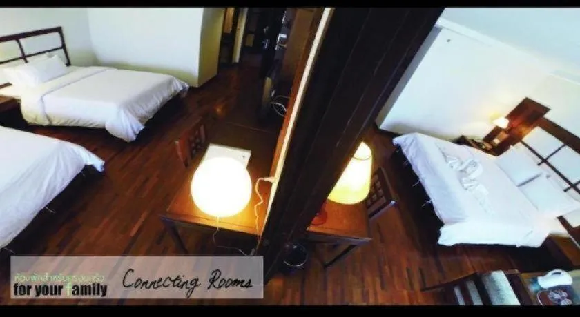 Bed in River City Hotel