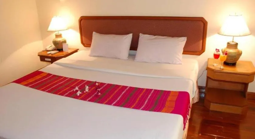 Bed in River City Hotel