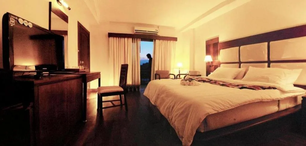 Bed in River City Hotel