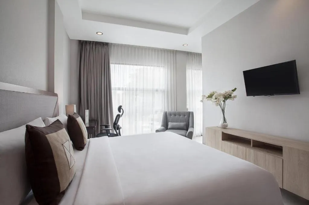 Bed in Sawana Suites