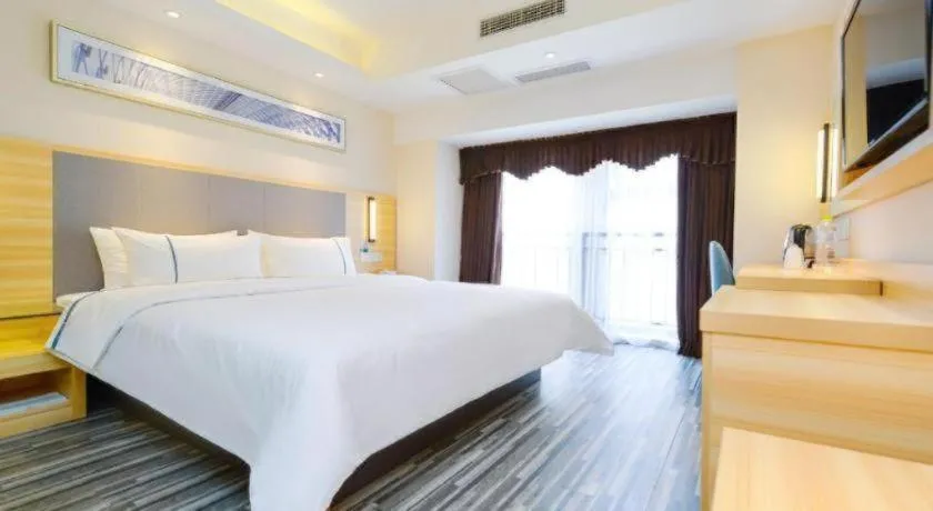 Bed in City Comfort Inn Meishan Sansu Temple