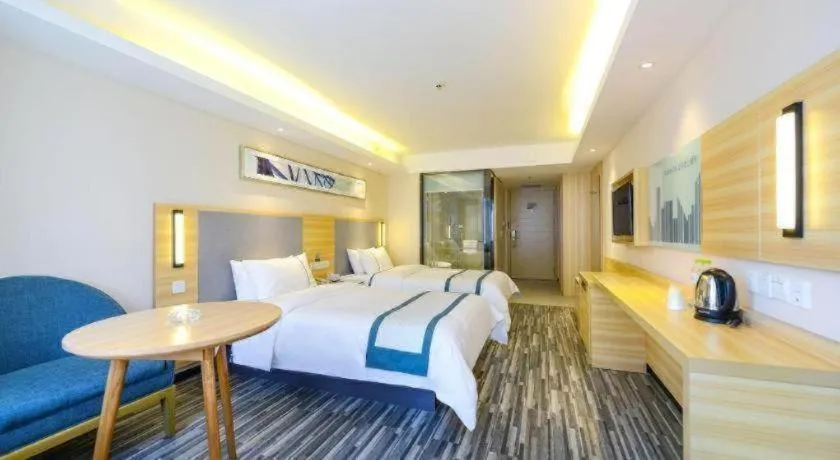 Bed in City Comfort Inn Meishan Sansu Temple