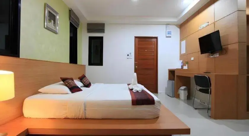 Bed in Phakawan Hotel Bed in Phakawan Hotel