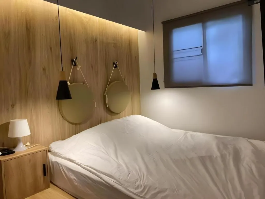 Bed in THE GOOSE HOUSE UBON