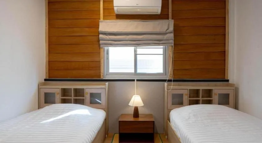 Bed in THE GOOSE HOUSE UBON