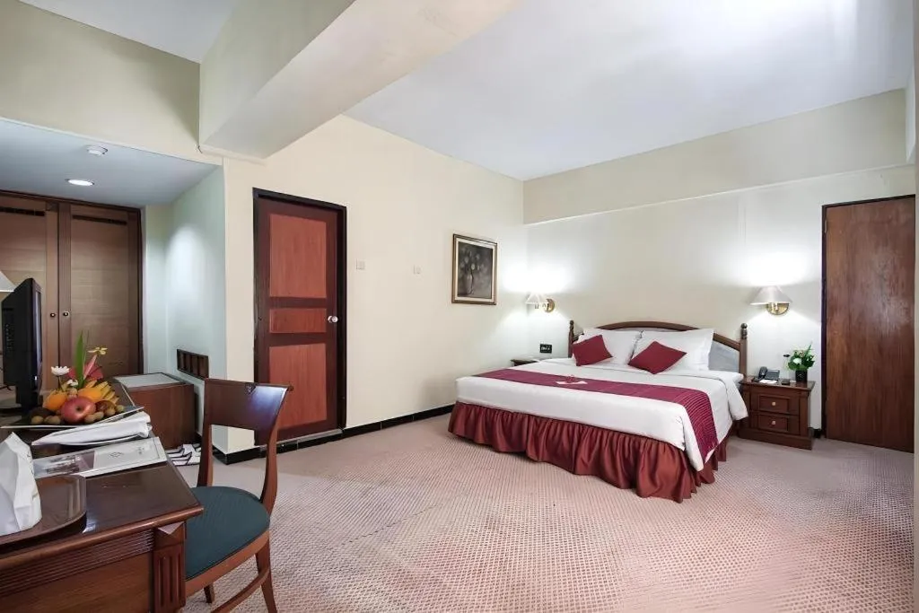 Bed in Sahid Kawanua Hotel