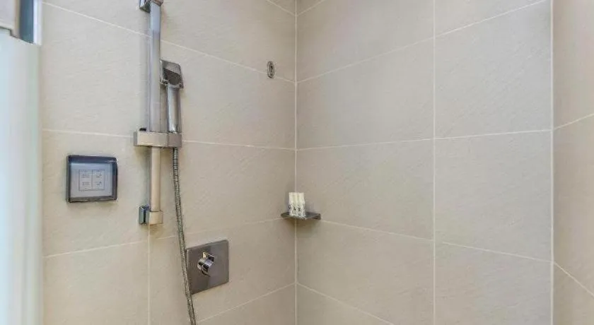 Lavande Hotel·Xishuangbanna Jinghong Songkran Square