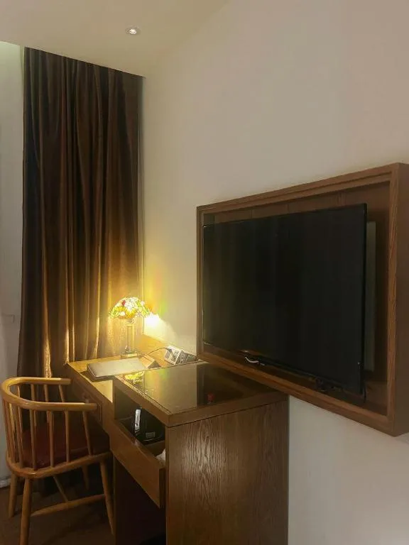 James Joyce Coffetel Beijing Yizhuang Rongjing East Street Subway Station