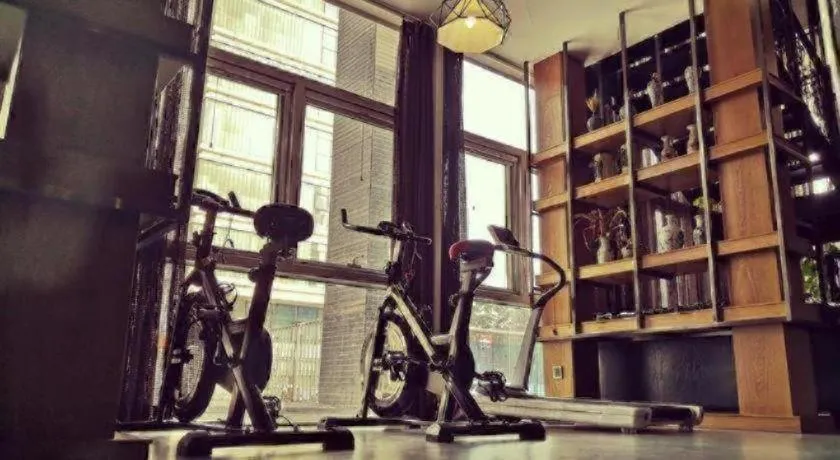 James Joyce Coffetel Beijing Yizhuang Rongjing East Street Subway Station