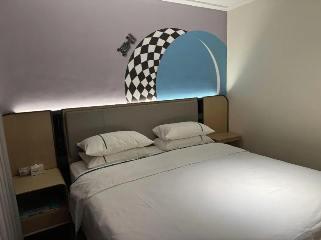 Bed in City Comfort Inn Yulin Bobai Pedestrian Street