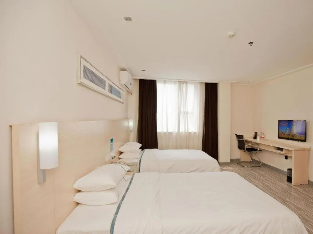 Bed in City Comfort Inn Yulin Bobai Pedestrian Street