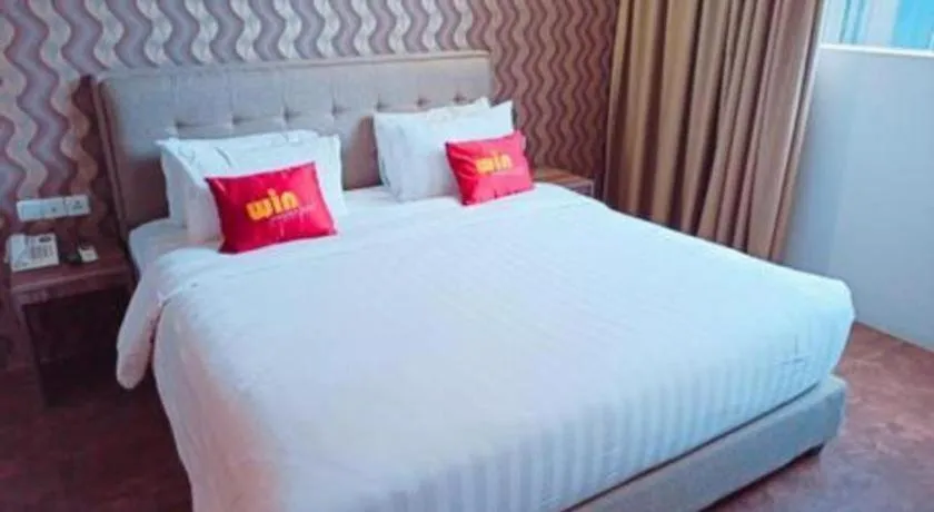 Bed in Win Premier Hotel Mangga Besar