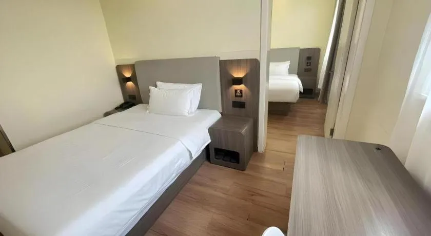 Hanting Hotel Beijing Guomao Sihui