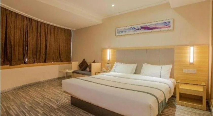 Bed in City Comfort Inn Nanning Guangxi University