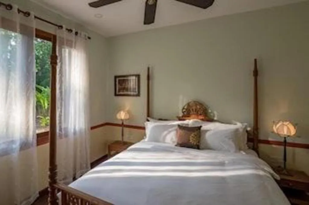 Bed in Le Relais de Chhlong