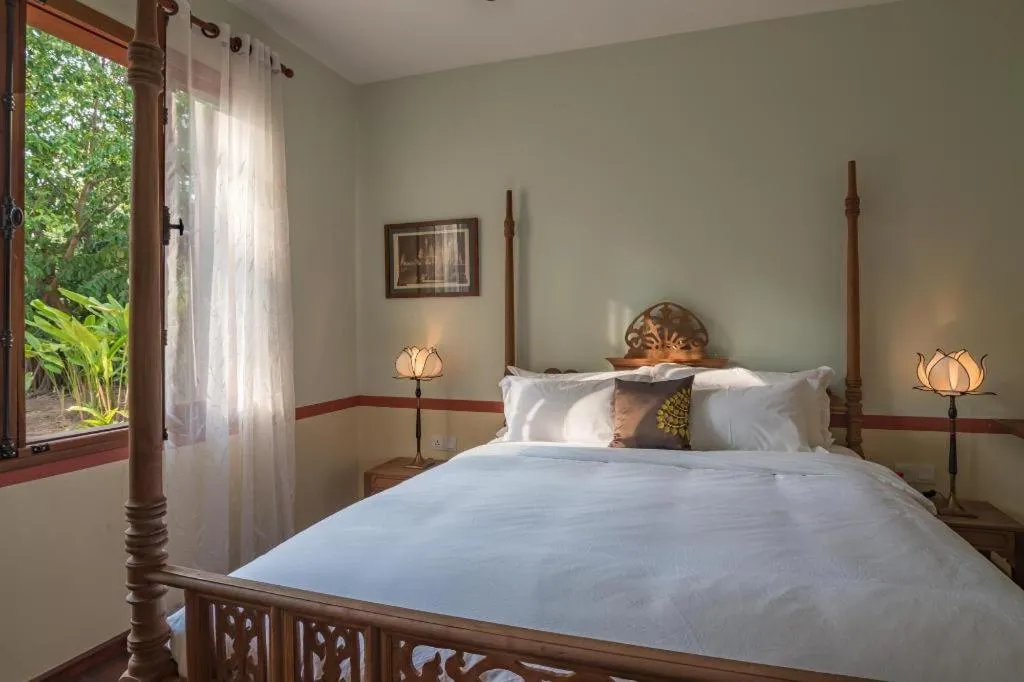 Bed in Le Relais de Chhlong