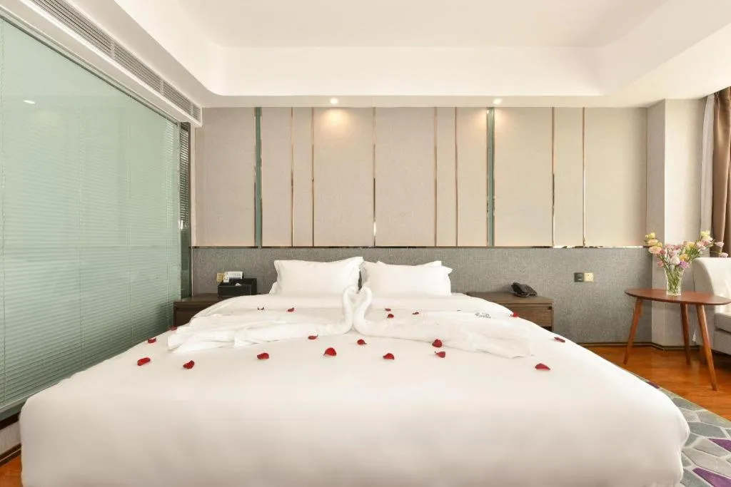 Bed in PARK INN KUNMING AIRPORT