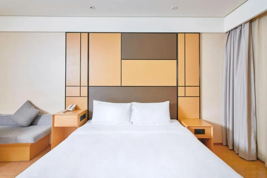 JI Hotel Shanghai Hongqiao Yan'an Xi Road