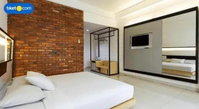 Bed in Buana Lestari Hotel Bed in Buana Lestari Hotel