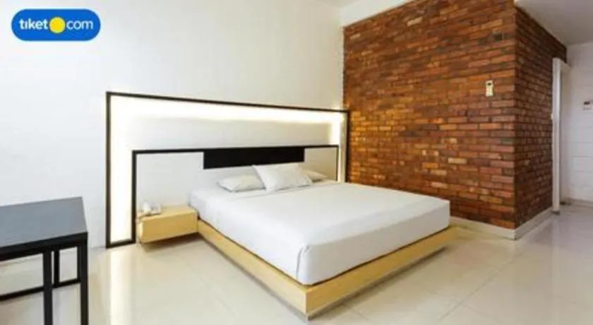 Bed in Buana Lestari Hotel