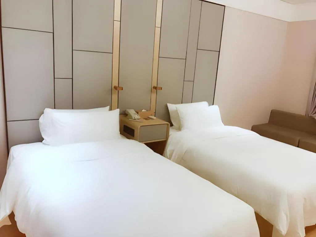 JI Hotel Dalian Xinghai Park