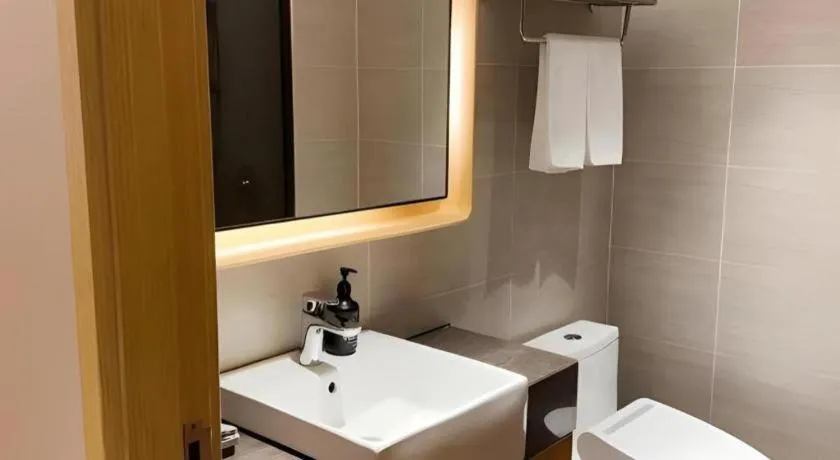 JI Hotel Dalian Xinghai Park