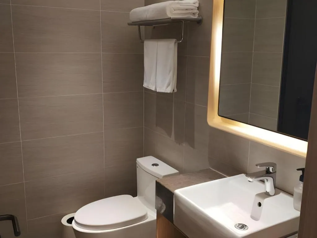 JI Hotel Dalian Xinghai Park