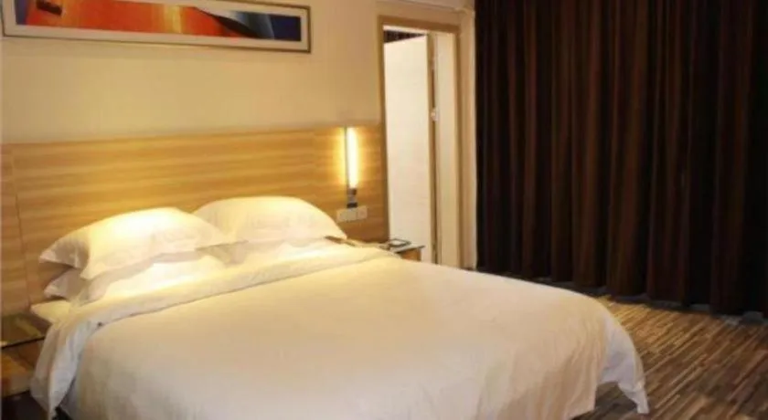 Bed in City Comfort Inn Wuhan Miaoshan