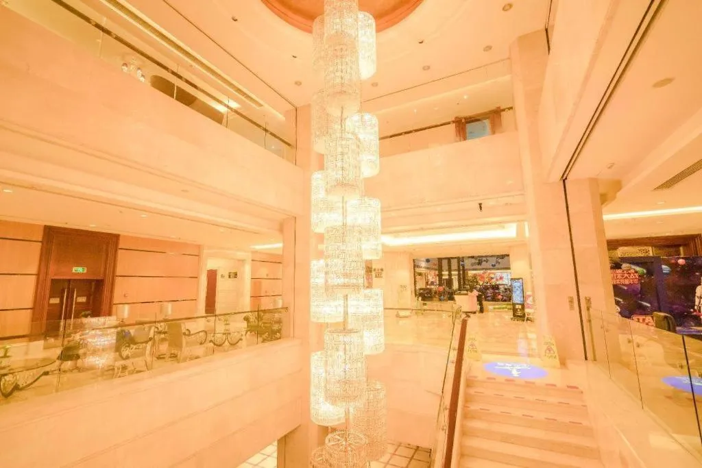 King Century Hotel