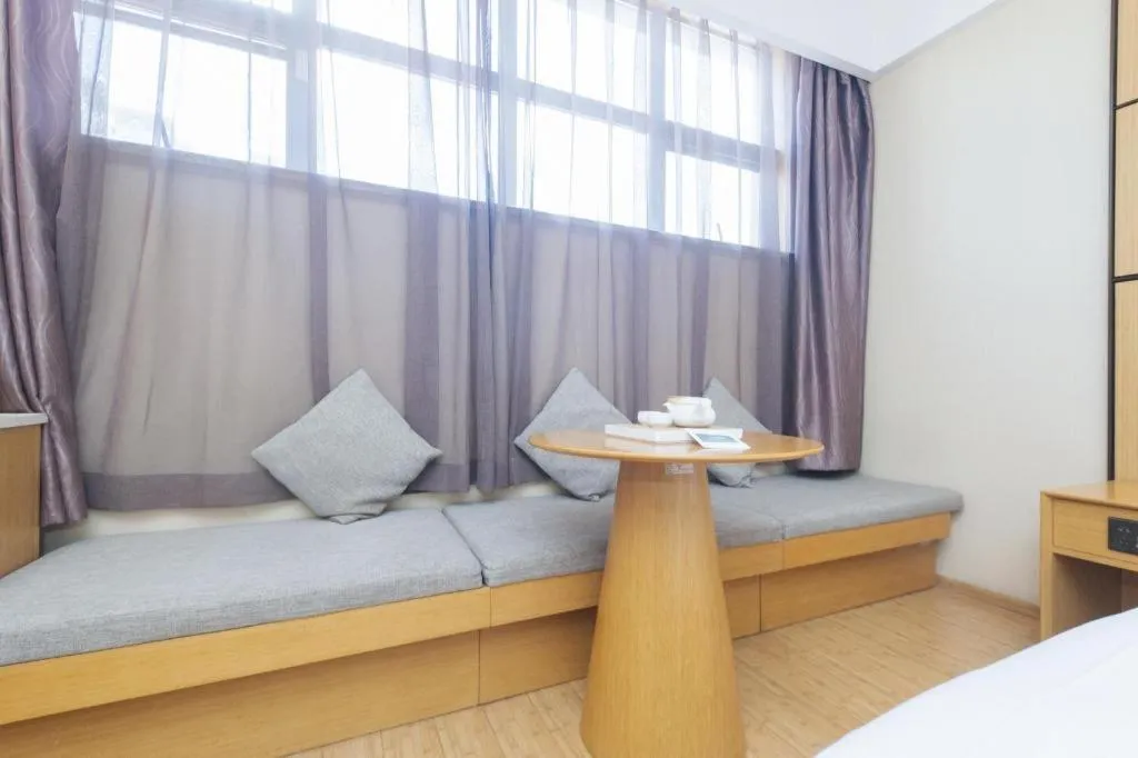 JI Hotel Hangzhou Xihu Fengqi Road