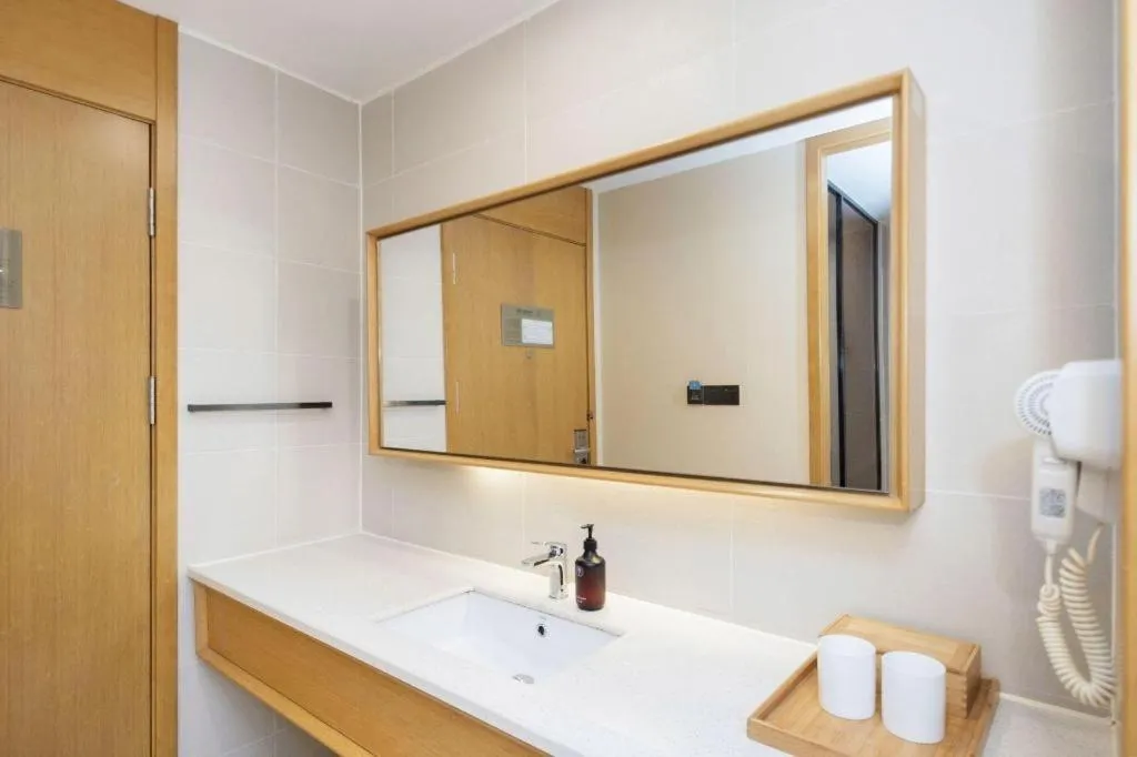 JI Hotel Hangzhou Xihu Fengqi Road