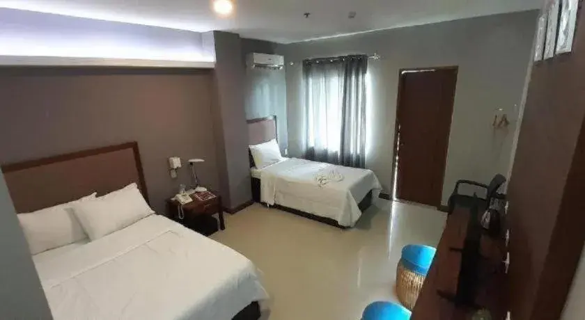 Bed in Hotel Camila 2 Bed in Hotel Camila 2