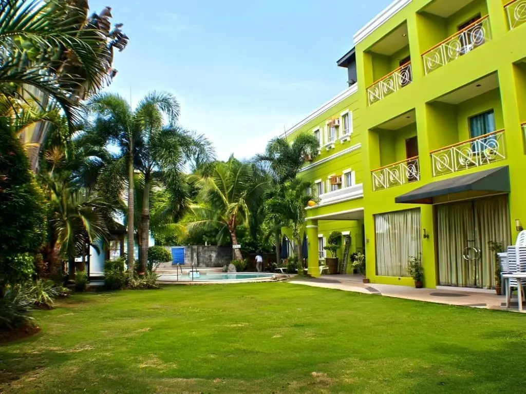 Hotel Camila 2