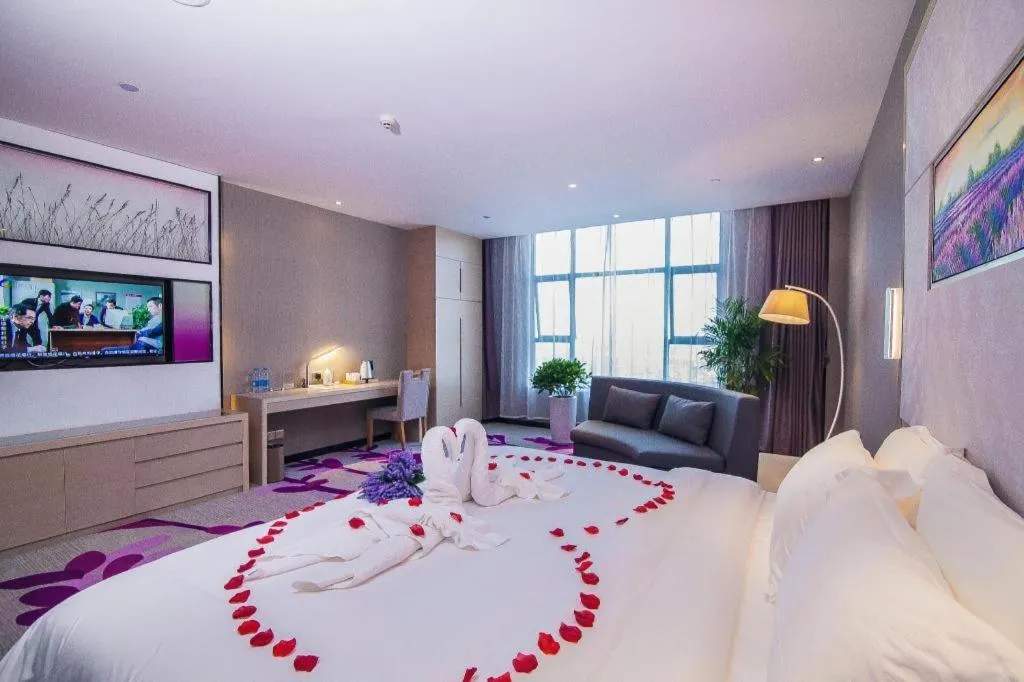 Bed in Lavande Hotel Jinzhou Gong'an RT-Mart Chinese Medicine Hospital