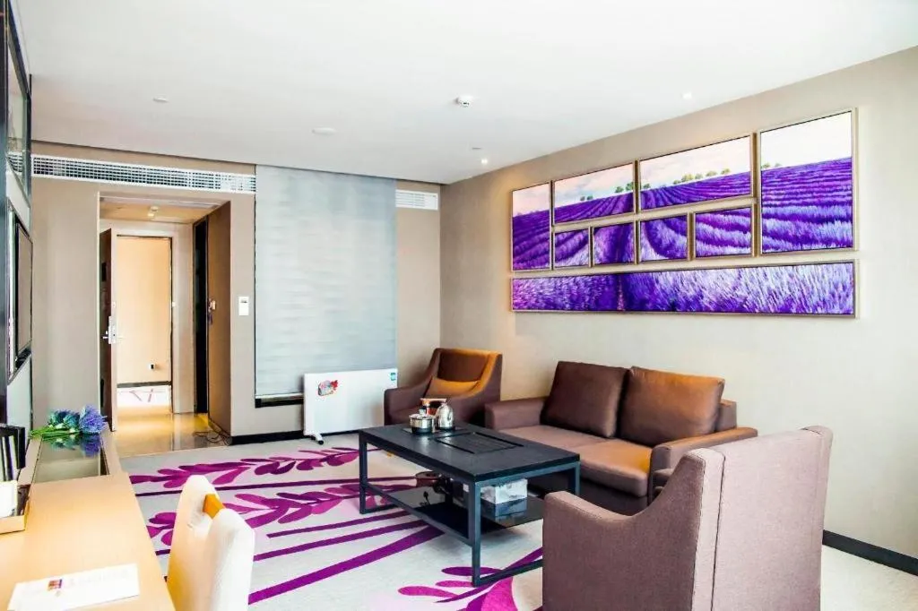 Lavande Hotel Jinzhou Gong'an RT-Mart Chinese Medicine Hospital