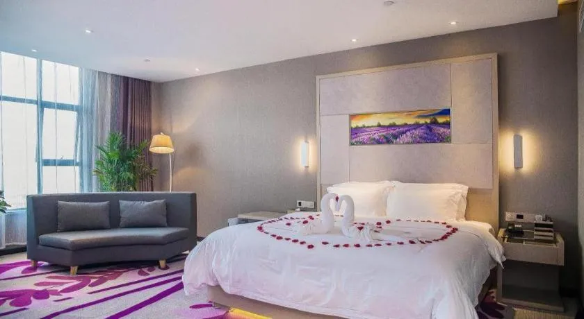 Bed in Lavande Hotel Jinzhou Gong'an RT-Mart Chinese Medicine Hospital