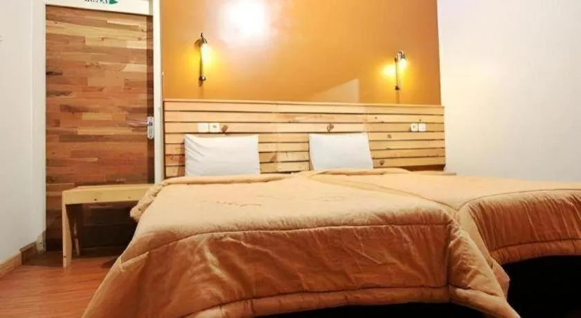 Bed in Zaen Hotel Syariah Solo