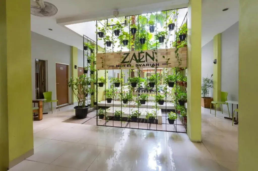 Zaen Hotel Syariah Solo Zaen Hotel Syariah Solo