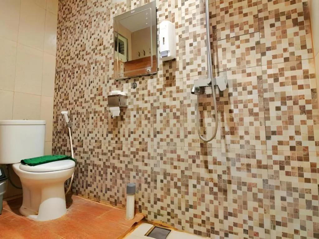 Zaen Hotel Syariah Solo