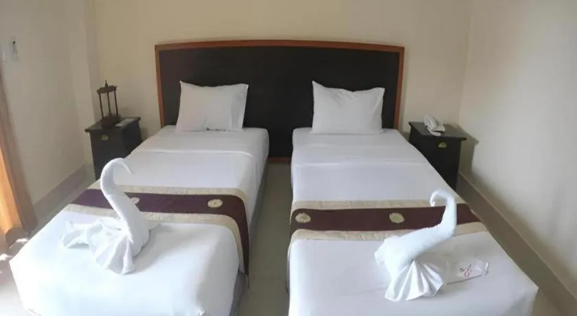Bed in Rayong Lanna Hotel