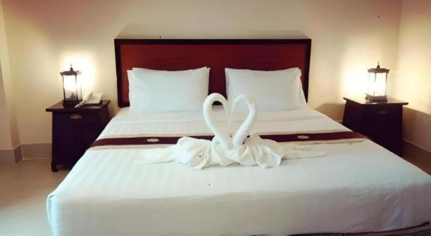 Bed in Rayong Lanna Hotel