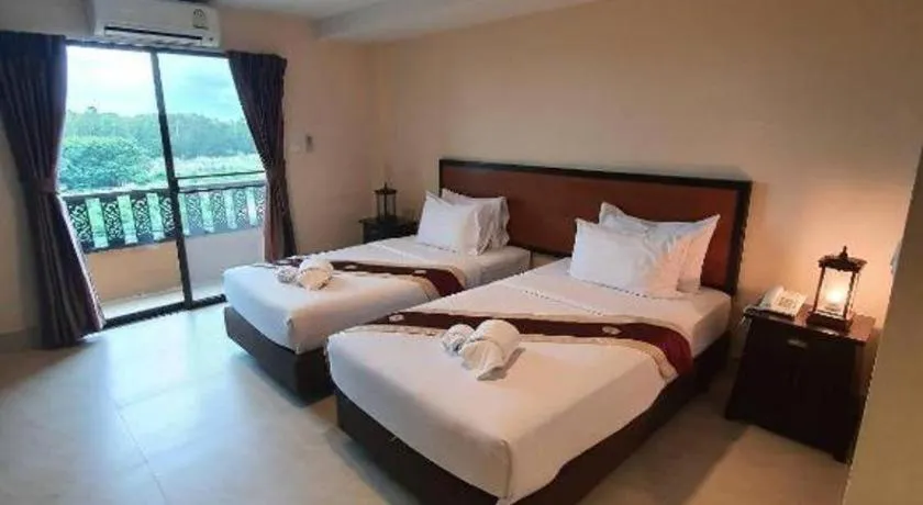 Bed in Rayong Lanna Hotel