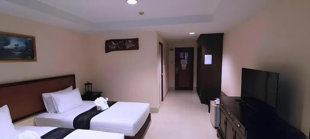 Bed in Rayong Lanna Hotel
